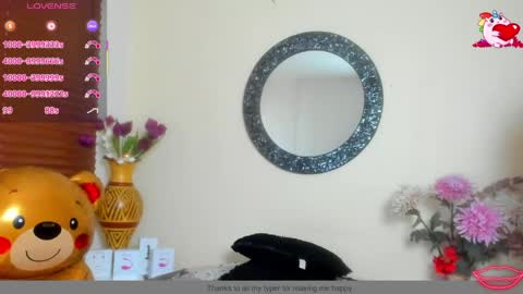 Nicole Santana online show from May 8, 10:44 pm