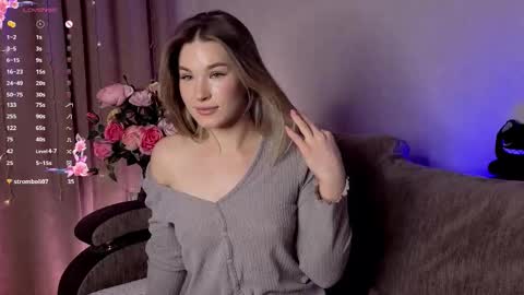 Nicole online show from December 3, 6:32 pm