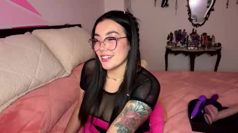 Nicole online show from October 19, 4:58 am