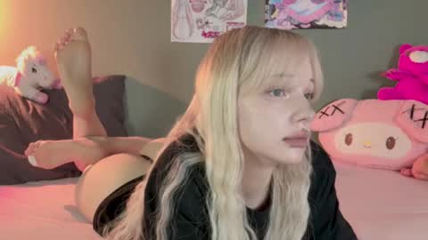 Mary online show from May 15, 12:38 am