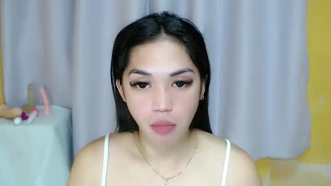 NICOLE online show from December 16, 1:53 am