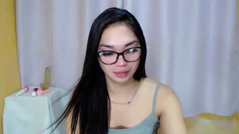 NICOLE online show from January 2, 11:06 pm