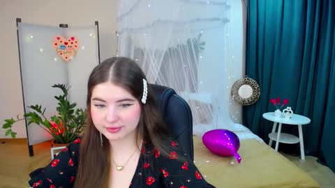 nicolefoxery online show from February 15, 10:22 am