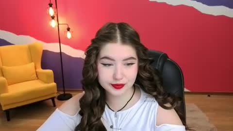 nicolefoxery online show from September 10, 3:39 am