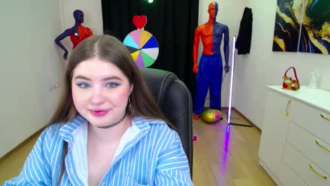 nicolefoxery online show from February 25, 7:38 pm