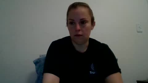 Nicole online show from May 6, 11:25 am