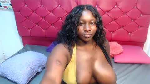 nicole online show from April 1, 4:02 am