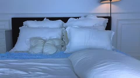 Nicole online show from February 5, 7:11 am