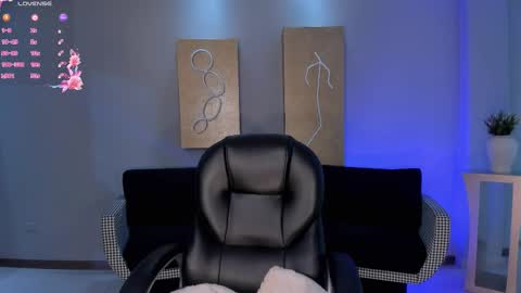 Nicole Sanz online show from September 24, 10:36 am