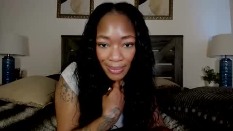 Nicole online show from May 16, 9:25 pm