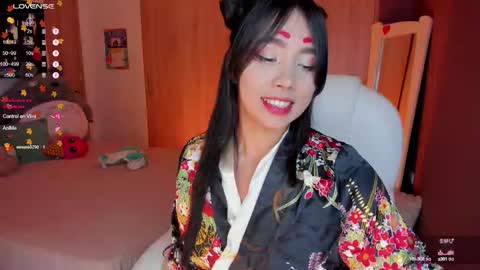 Snapshot of nicollemeyer chatting on October 4, 7:03 am Nicolle Go to Visit online show from October 4, 7:03 am