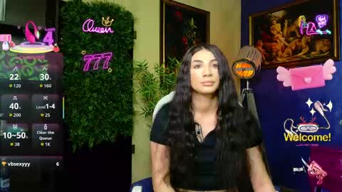 Nicolle online show from May 22, 7:28 am