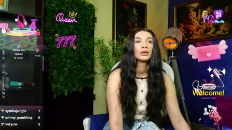 Nicolle online show from May 21, 7:17 am