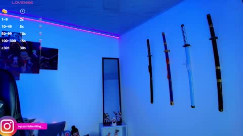 Lizzie online show from November 27, 2:14 am