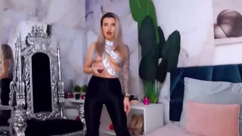 Iris online show from January 9, 9:03 am