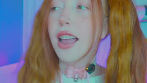 of Nylasweet online show from April 3, 5:27 am