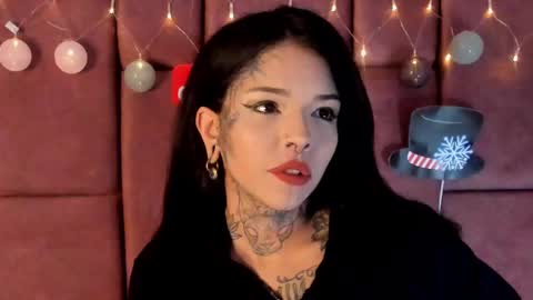 NINAINK online show from December 31, 4:04 pm