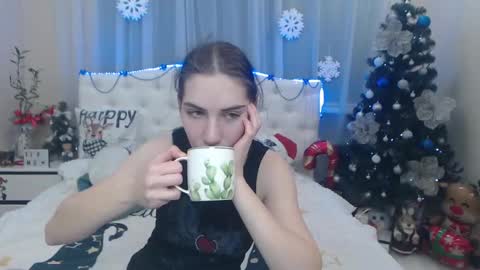 nikastarkk online show from December 30, 7:21 pm