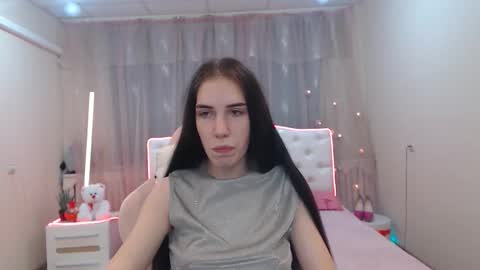 nikastarkk online show from November 11, 7:44 pm