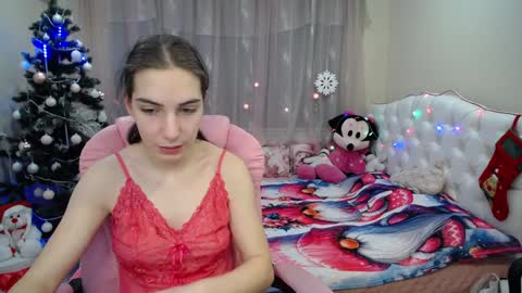 nikastarkk online show from December 29, 7:32 pm
