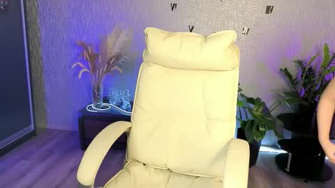 NikaStill  online show from February 28, 3:39 am