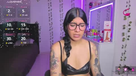 Niki online show from May 27, 1:57 am