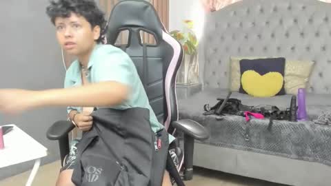 Nikievanz online show from April 6, 1:23 pm