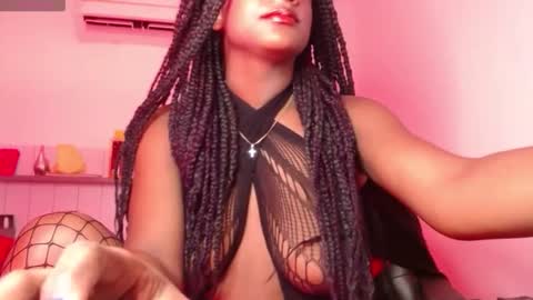 nikitakisskm online show from November 5, 6:13 pm