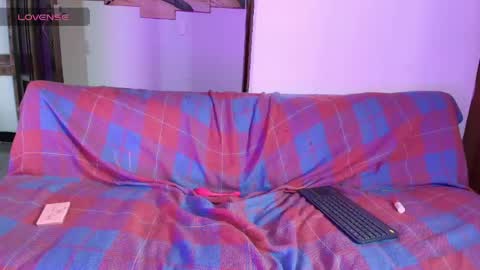 nikki_uwu online show from May 23, 10:08 pm