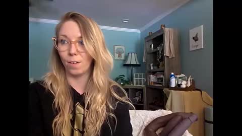 nikkib653466 online show from May 14, 6:47 pm