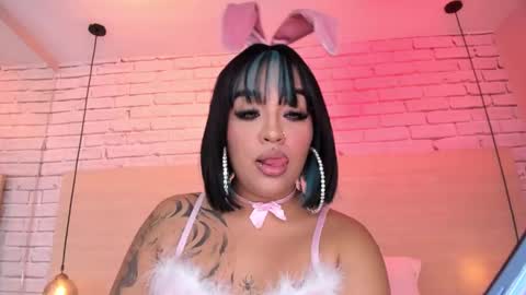 Nikky Dean online show from September 23, 4:10 am