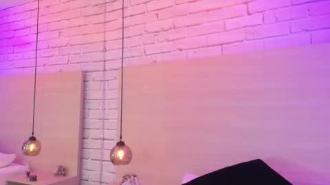Nikky Dean online show from September 21, 3:27 am