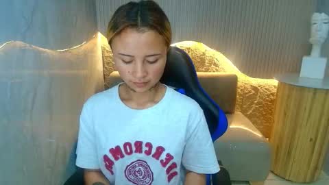 NIKO online show from October 4, 12:33 pm