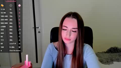 Snapshot of nikoll_s chatting on September 22, 4:55 am online show from September 22, 4:55 am