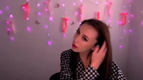 nikonara_ online show from May 24, 12:48 pm