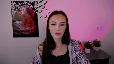 Snapshot of nikonara_ chatting on February 10, 9:47 am nikonara_ online show from February 10, 9:47 am