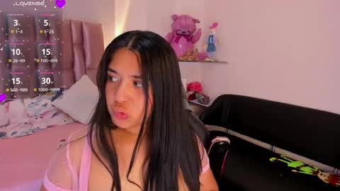 Niky Brooks online show from November 19, 10:43 pm