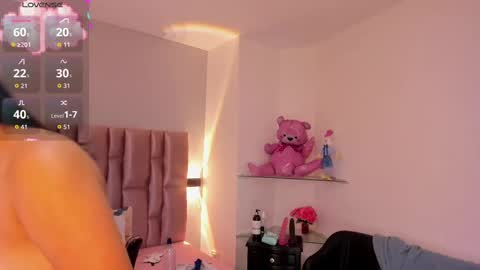 Niky Brooks online show from September 13, 5:10 pm