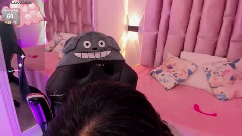 Niky Brooks online show from October 11, 3:37 pm