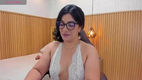  online show from May 8, 12:41 pm