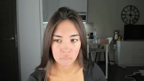 Bella online show from November 19, 4:01 am