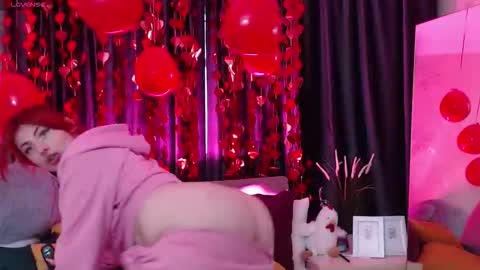 Nina online show from February 13, 7:54 am