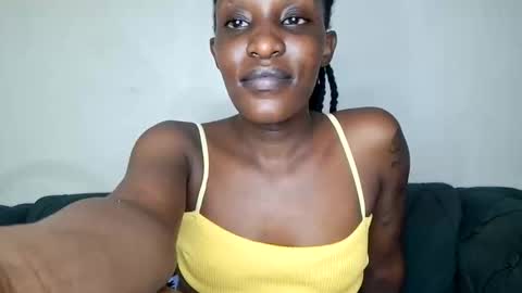 nina_bambi online show from May 16, 6:29 pm