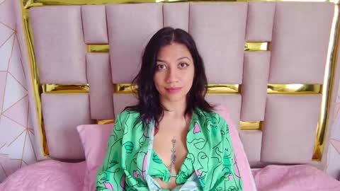 Nina Carther online show from March 28, 7:57 pm