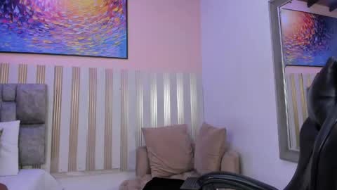 nina_glow_ online show from May 11, 11:01 am