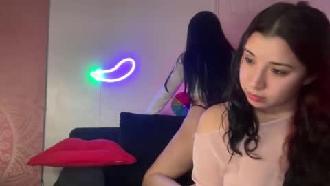 nina_lovez online show from November 5, 2:28 am