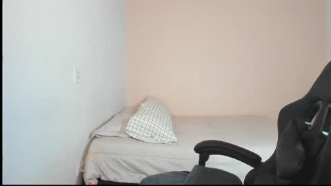  Nina  online show from February 6, 8:56 pm