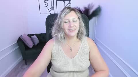 Snapshot of ninastarle chatting on September 14, 12:03 pm ninastarle online show from September 14, 12:03 pm