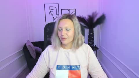 Snapshot of ninastarle chatting on September 11, 5:30 am ninastarle online show from September 11, 5:30 am