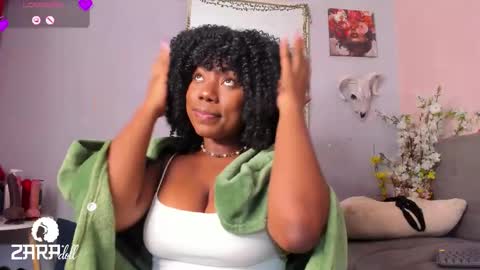 NINI  online show from January 19, 3:30 pm